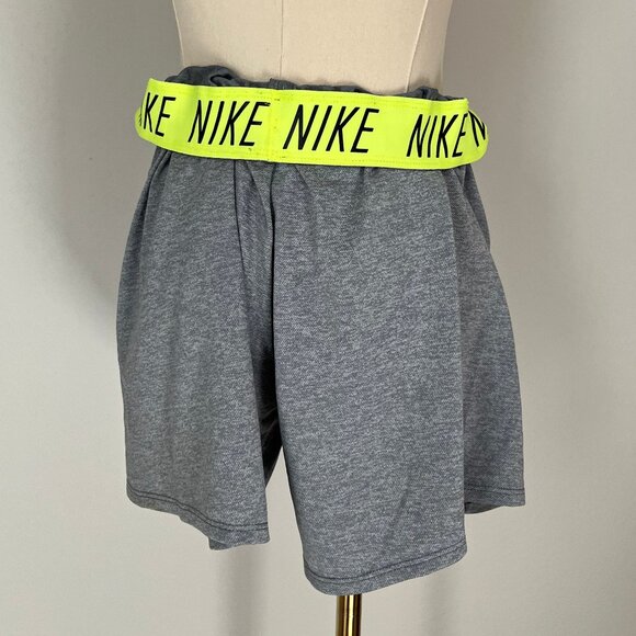 Nike Dri-Fit Training Shorts in Grey/Volt - Picture 4 of 8